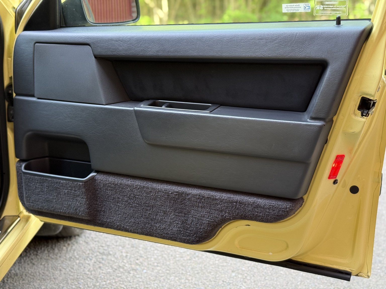 Interior image of 1995 Volvo 850 T-5R
