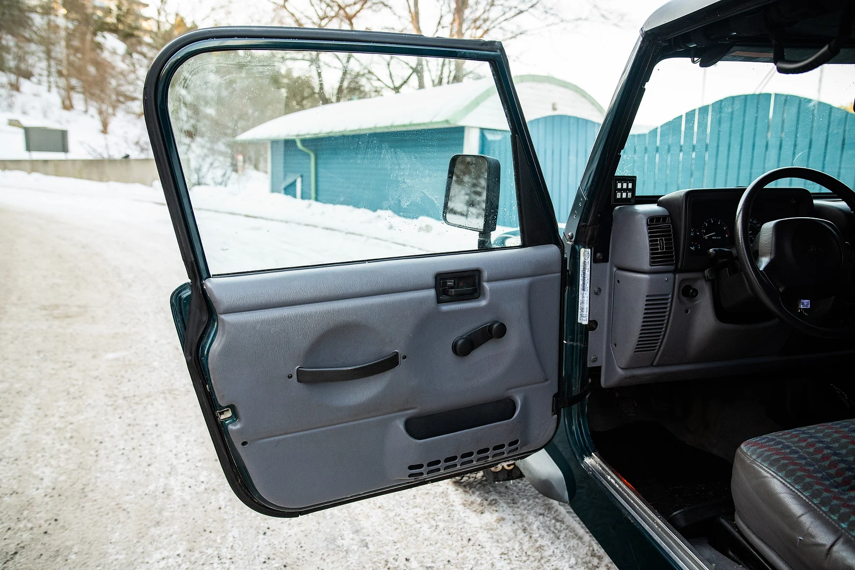 Interiörbild 1997 JEEP Wrangler Hardtop 2.5 AWD (4)