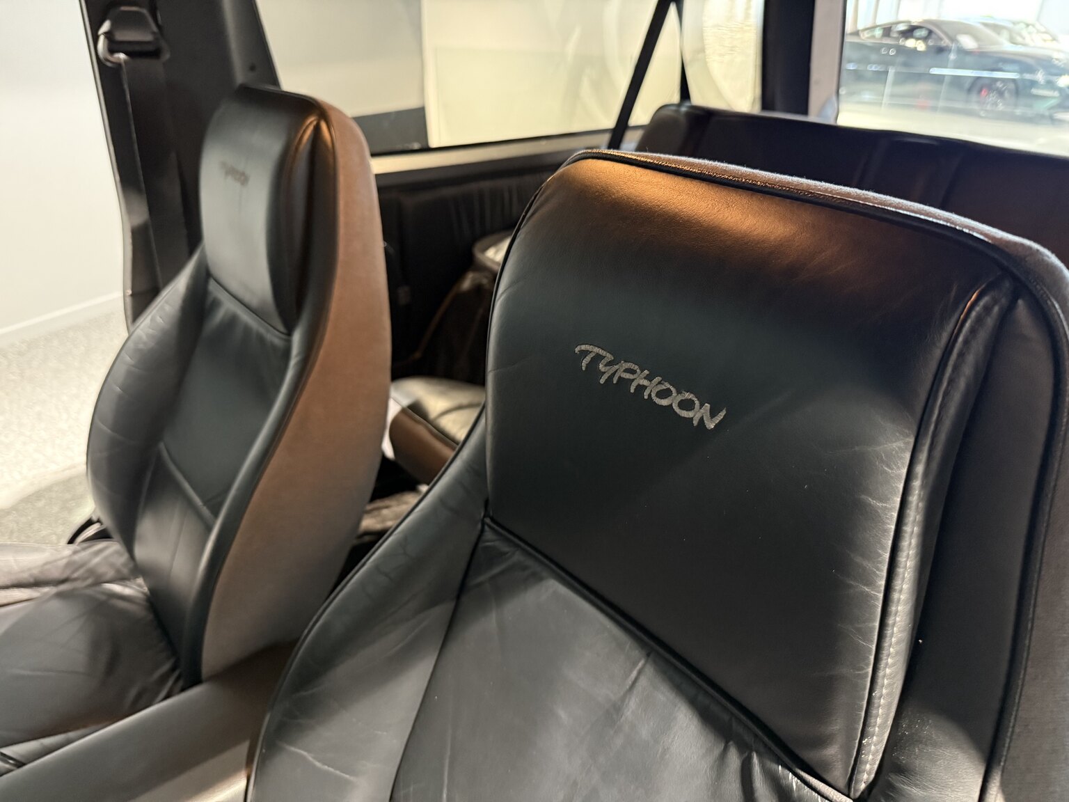 Interior image of 1992 GMC Typhoon 