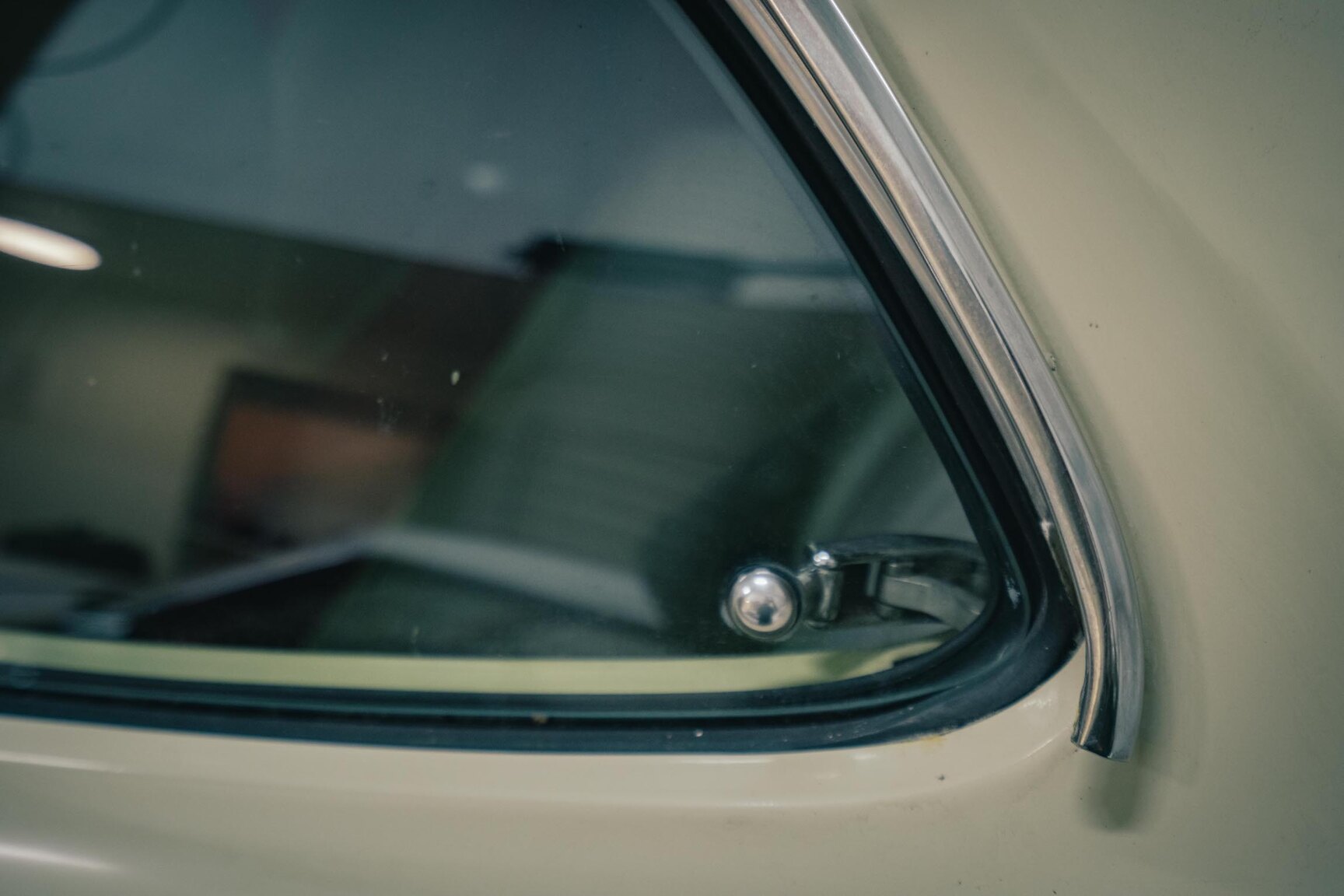 Aussenfoto 1972 Plymouth Duster 360 (27)