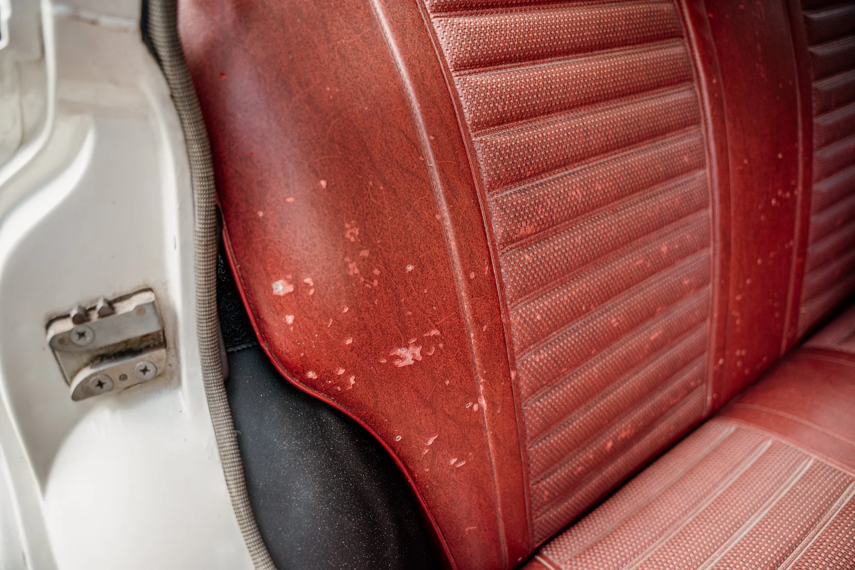 Interior image of 1966 Volvo Amazon kombi (39)