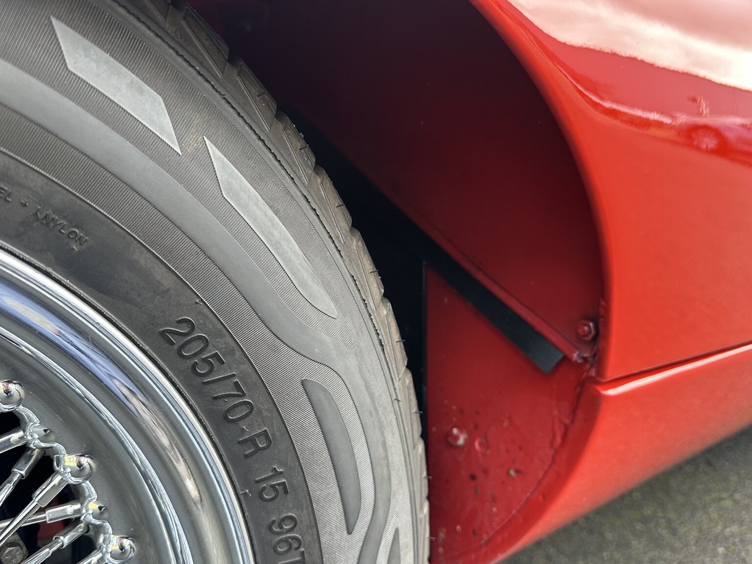 Exteriörbild på 1965 Jaguar E-Type Series 1 (25)