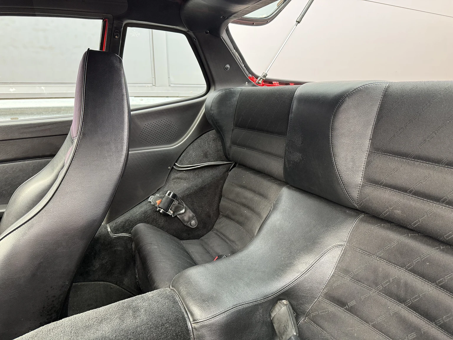 Innenraumfoto von 1984 Porsche 944 Targa (22)