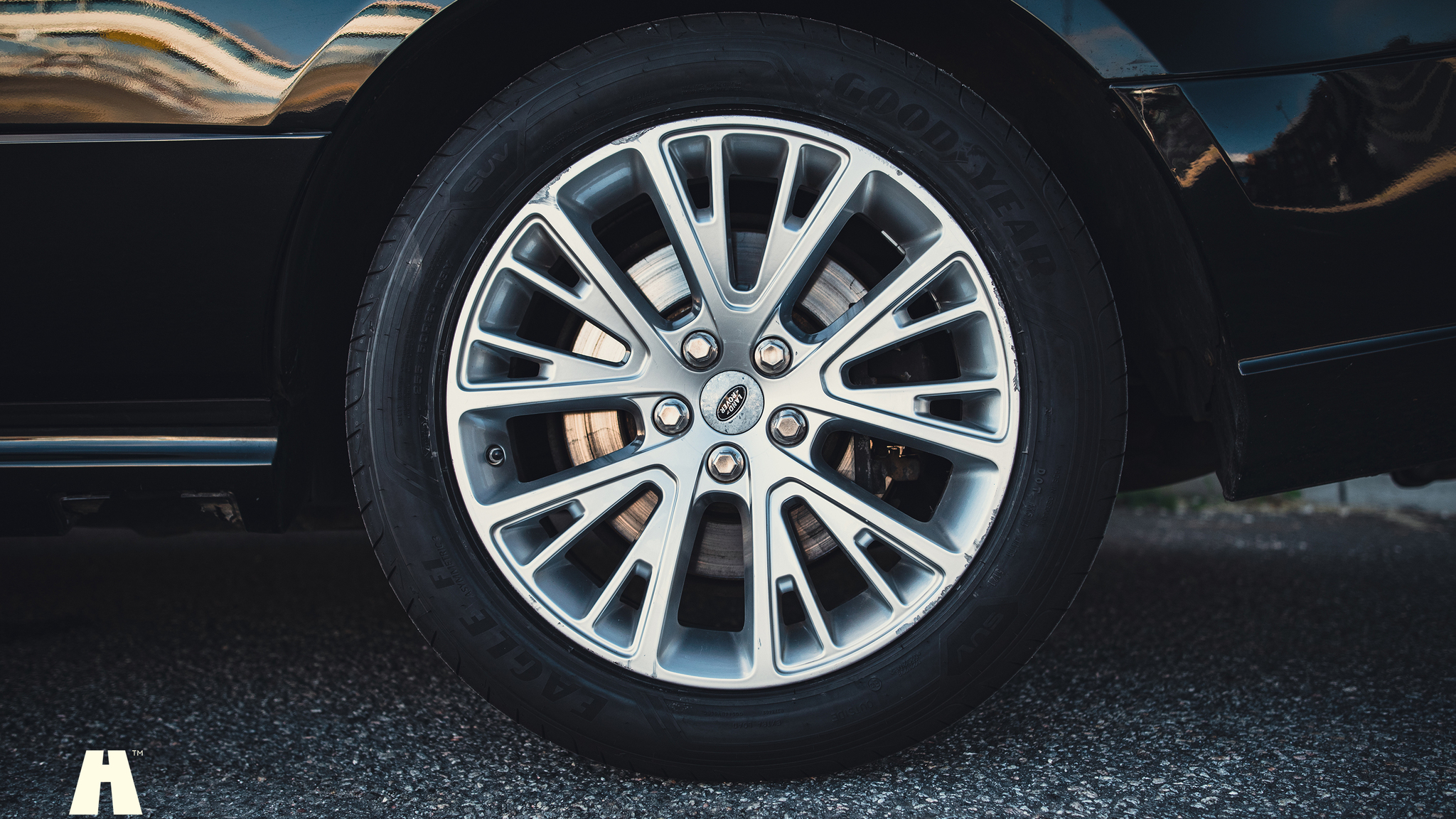 Exterior image of 2011 Range Rover TDV8 Autobiography  (52)