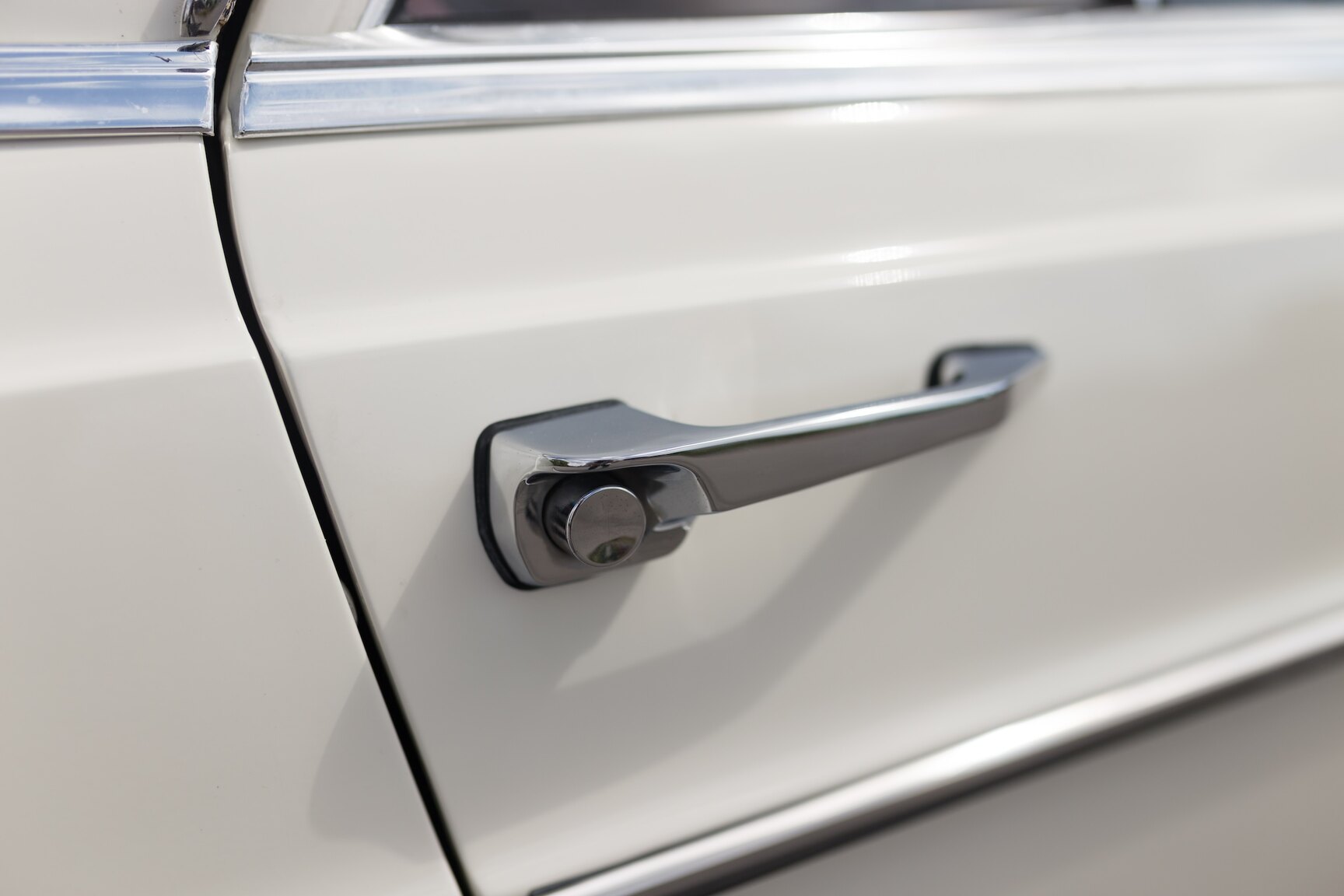 Exteriörbild på 1966  Mercedes-Benz 250 