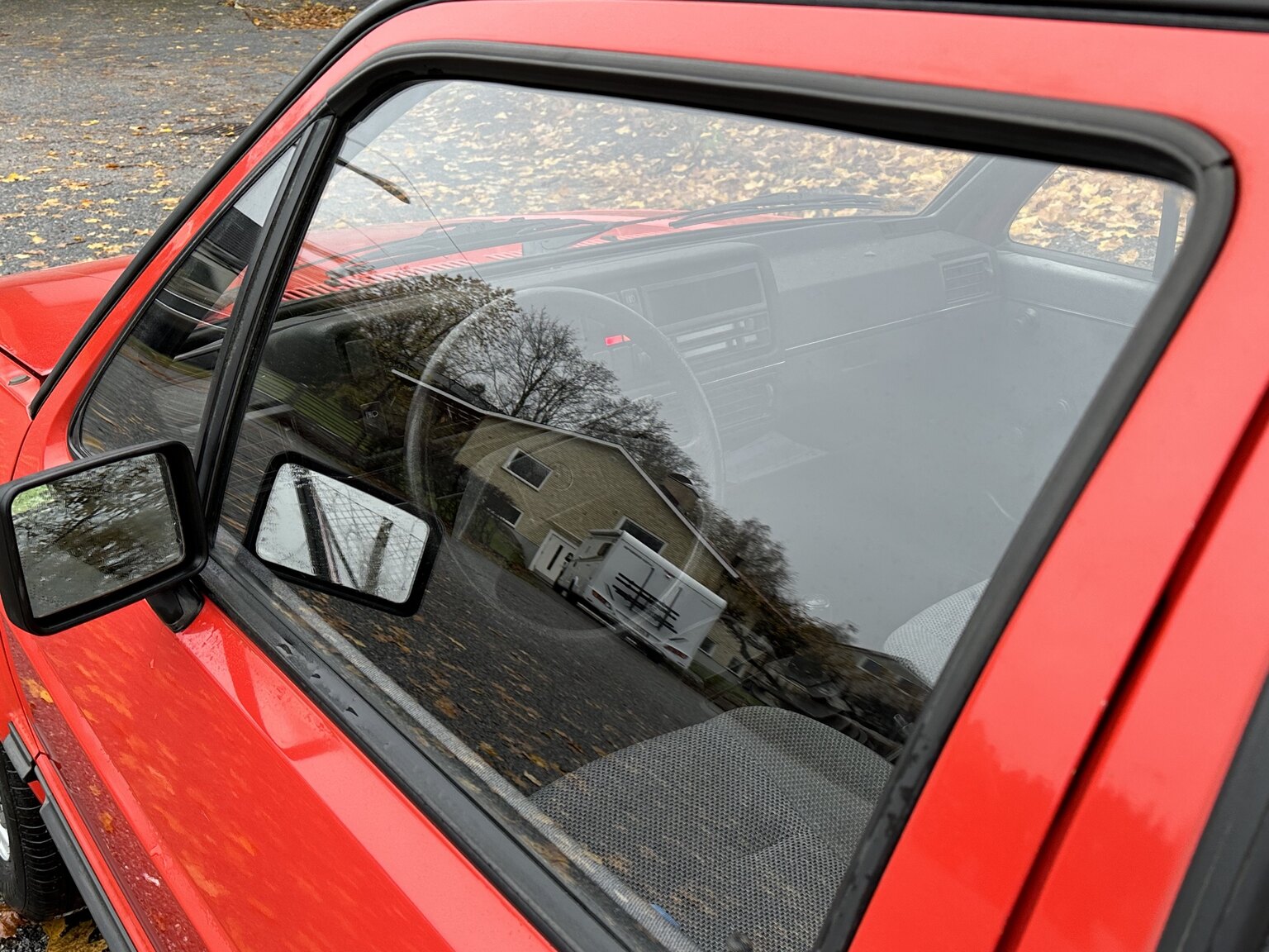 Exterior image of 1985 Volkswagen Golf CL