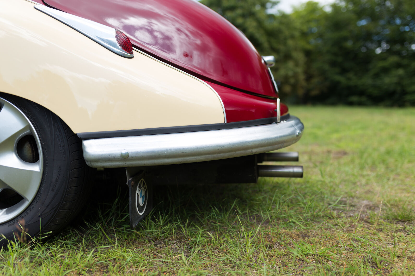 Exteriörbild på 1955 BMW 501 A Deluxe V8