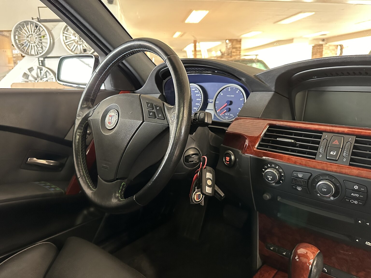 Innenraumfoto von 2006 ALPINA B5 Touring