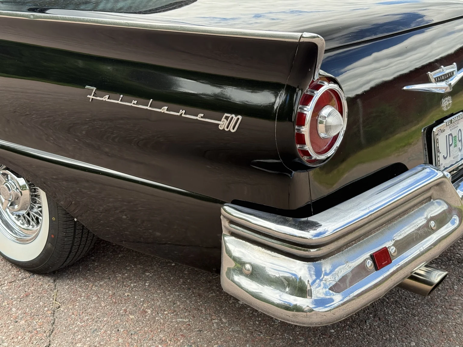 Aussenfoto 1957 Ford Fairlane 500 Hardtop Cabriolet (19)