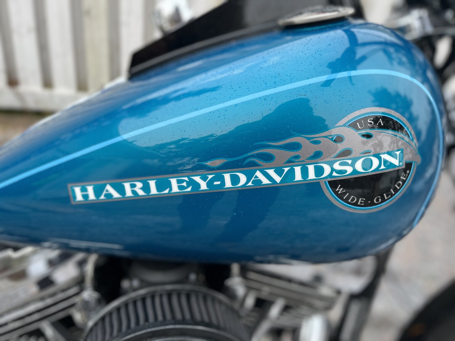 Exterior image of 1994 Harley-Davidson FXDWG Wide glide (32)