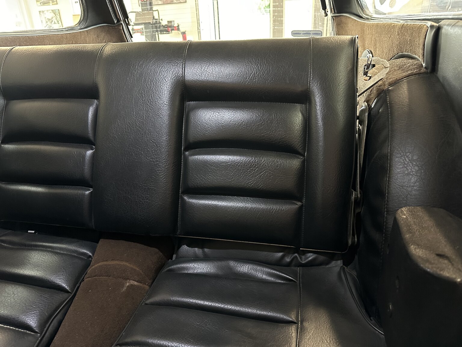 Innenraumfoto von 1973 Volvo 1800 ES (20)