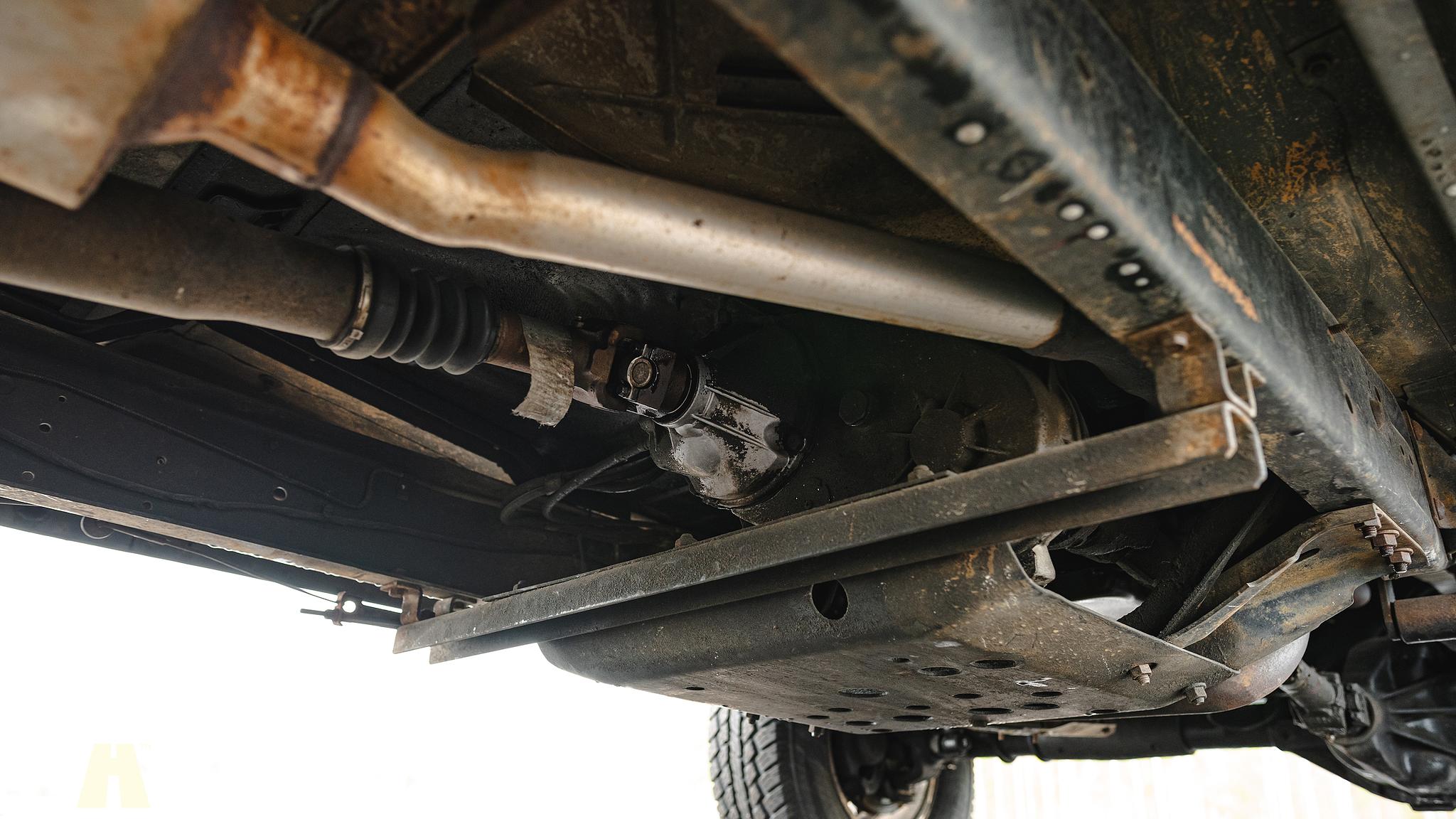 Image of 1986 Dodge Ramcharger mechanics