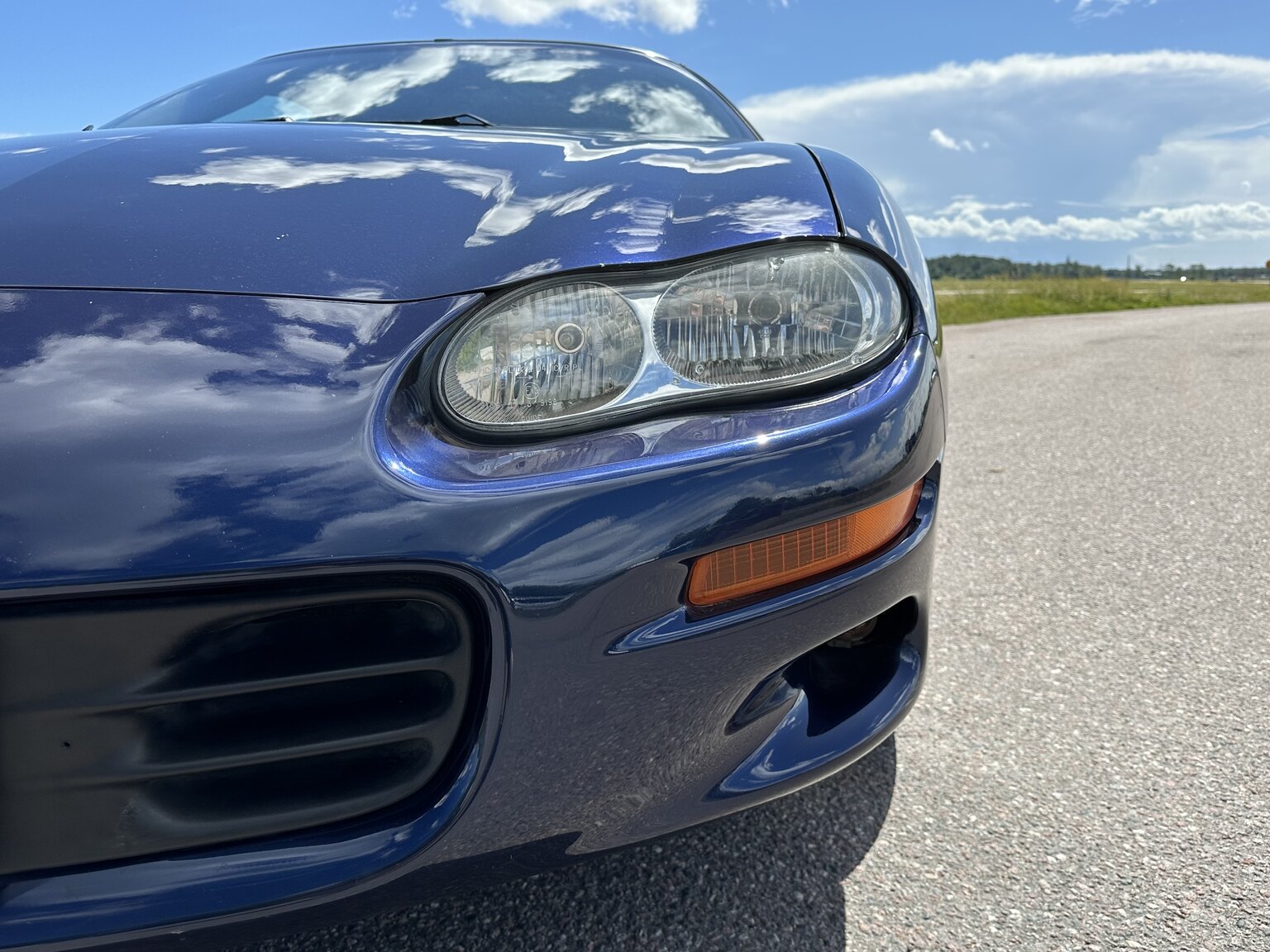 Exteriörbild på 1999 Chevrolet Camaro Z28
