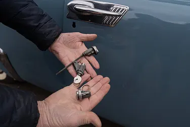 #<Image:0x00007fb71fd7cbd8>