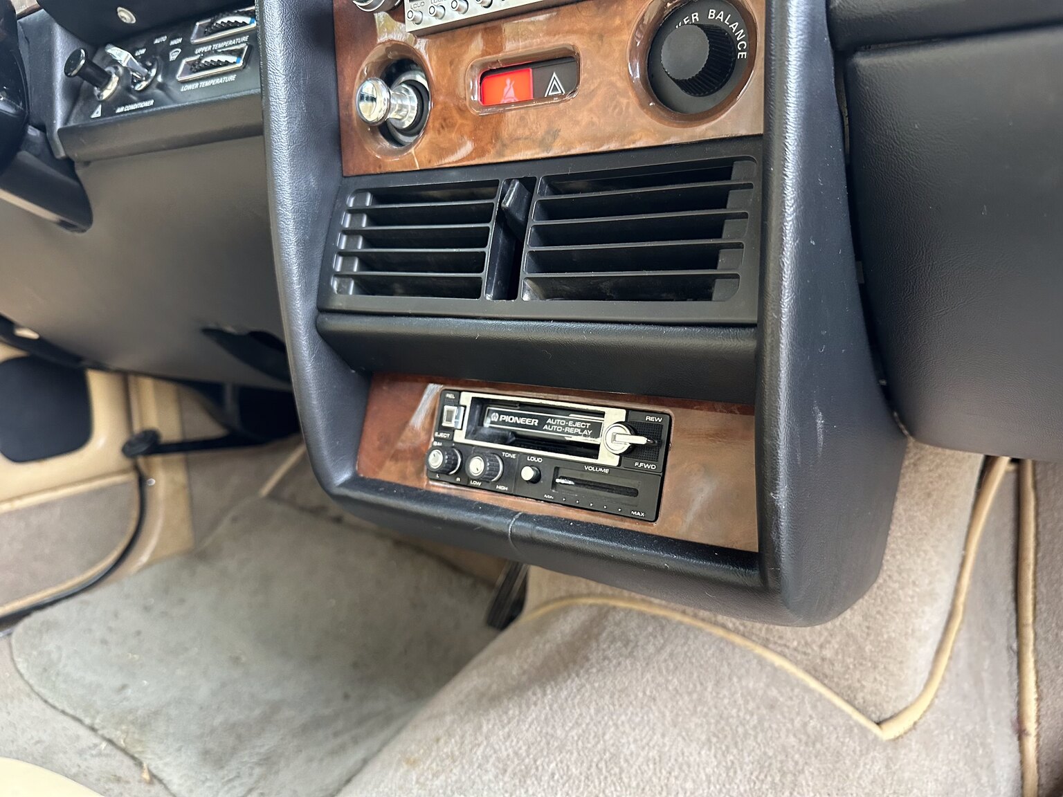 Interior image of 1982  Rolls Royce Silver Spirit