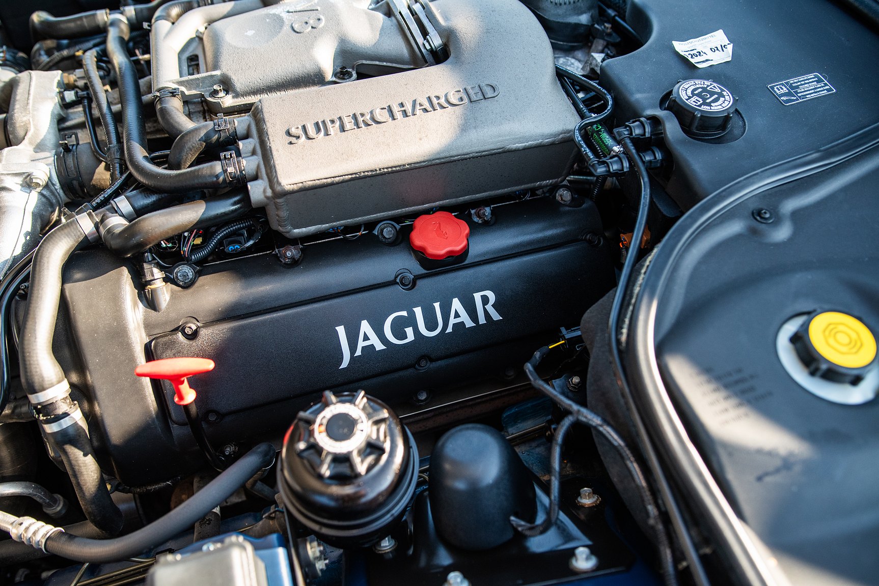 Image of 2001 Jaguar XJR mechanics