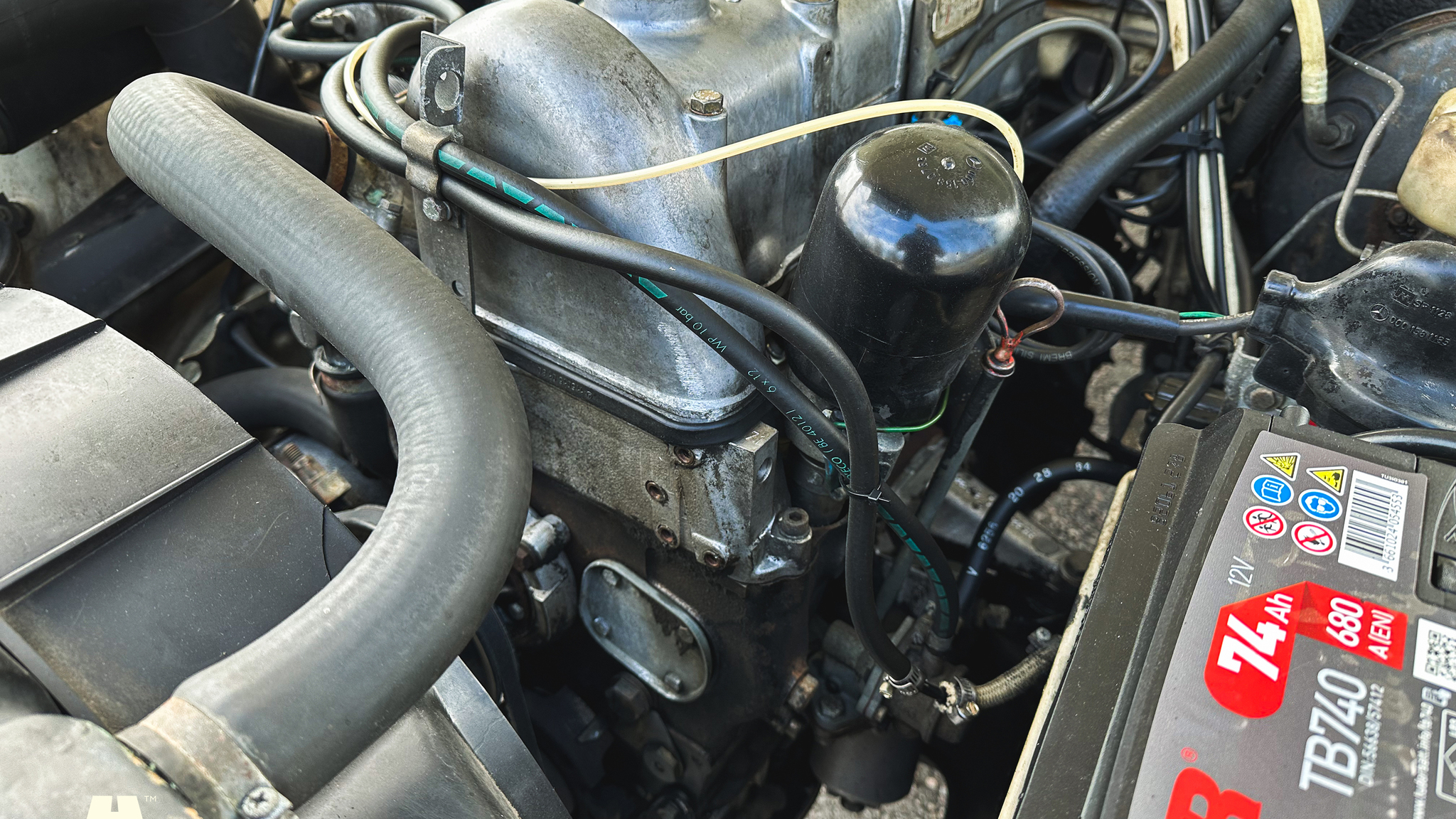 Image of 1972 Mercedes-Benz 200 mechanics