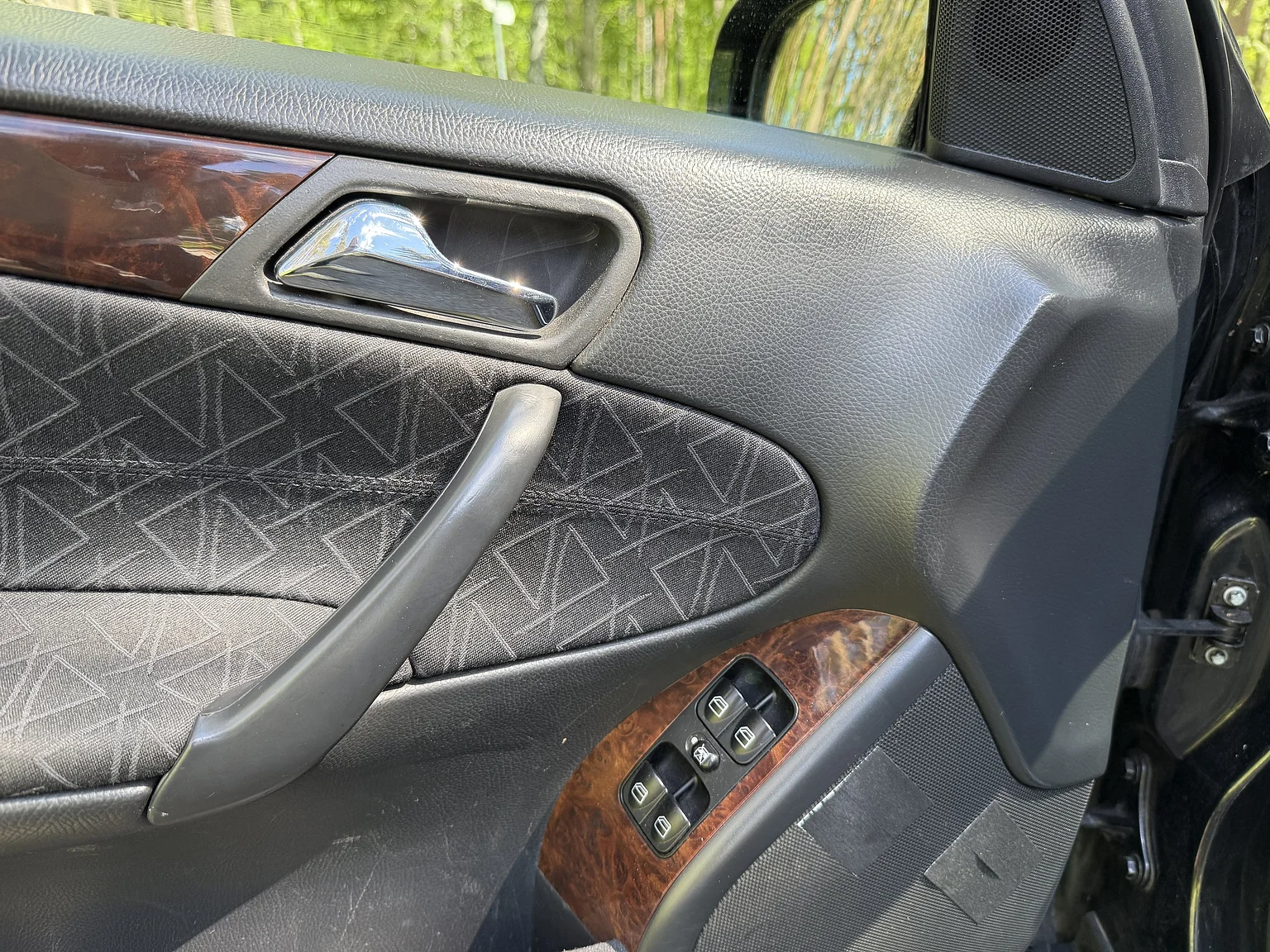 Innenraumfoto von 2002 Mercedes-Benz C 320 T (11)