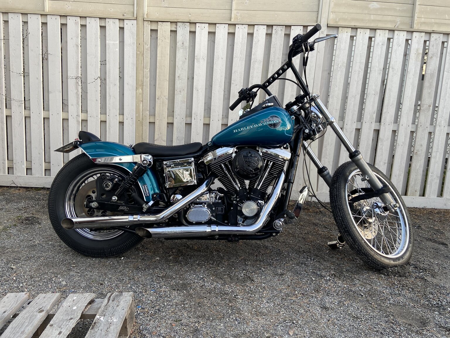 Exterior image of 1994 Harley-Davidson FXDWG Wide glide (47)