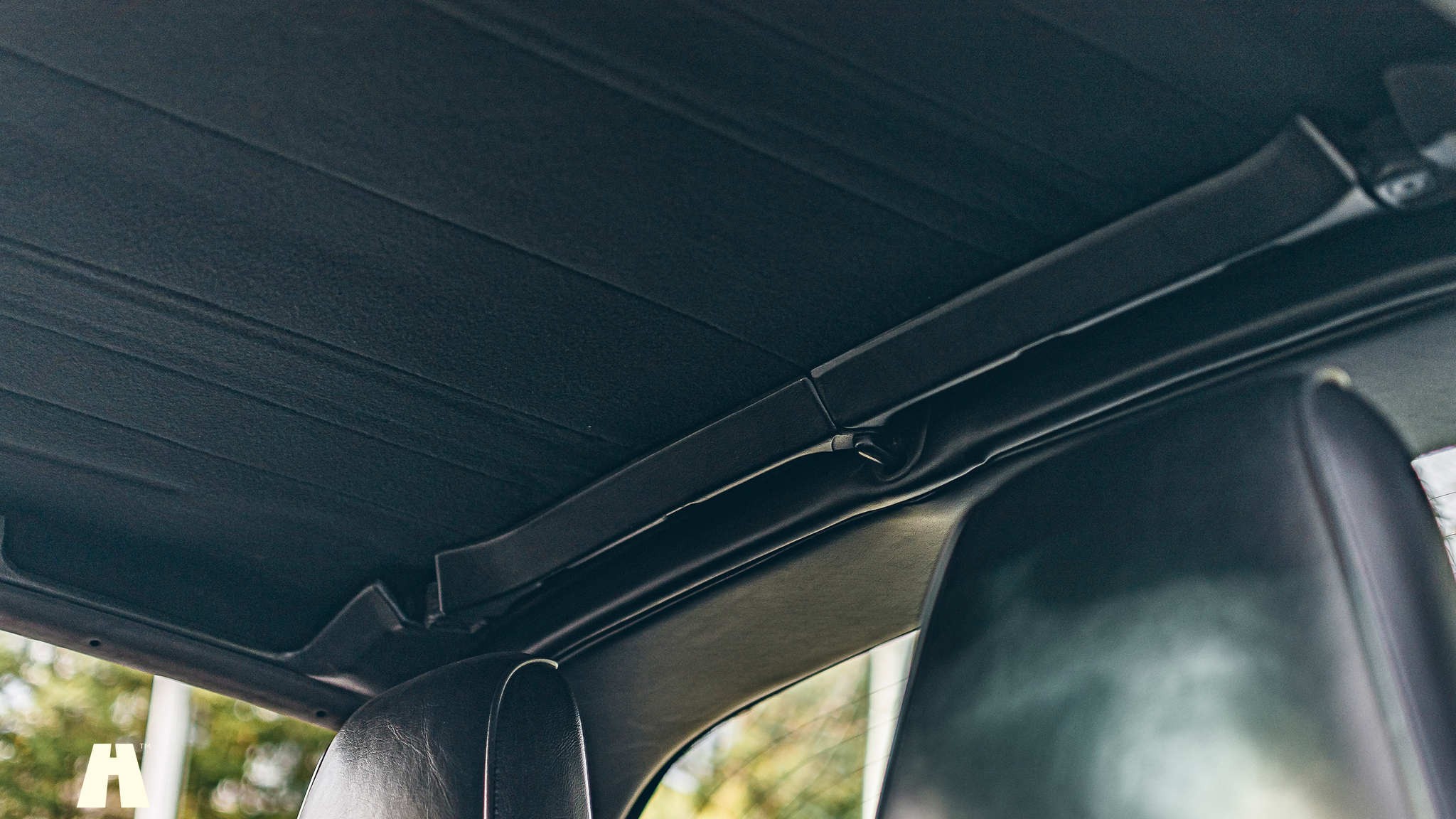 Interior image of 1989 Porsche 911 Carrera 3.2 Targa (47)