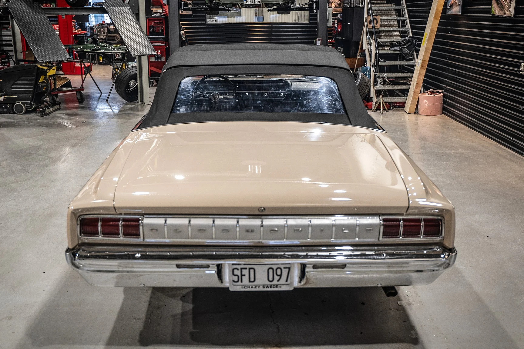 Aussenfoto 1964 Oldsmobile Cutlass Convertible (13)