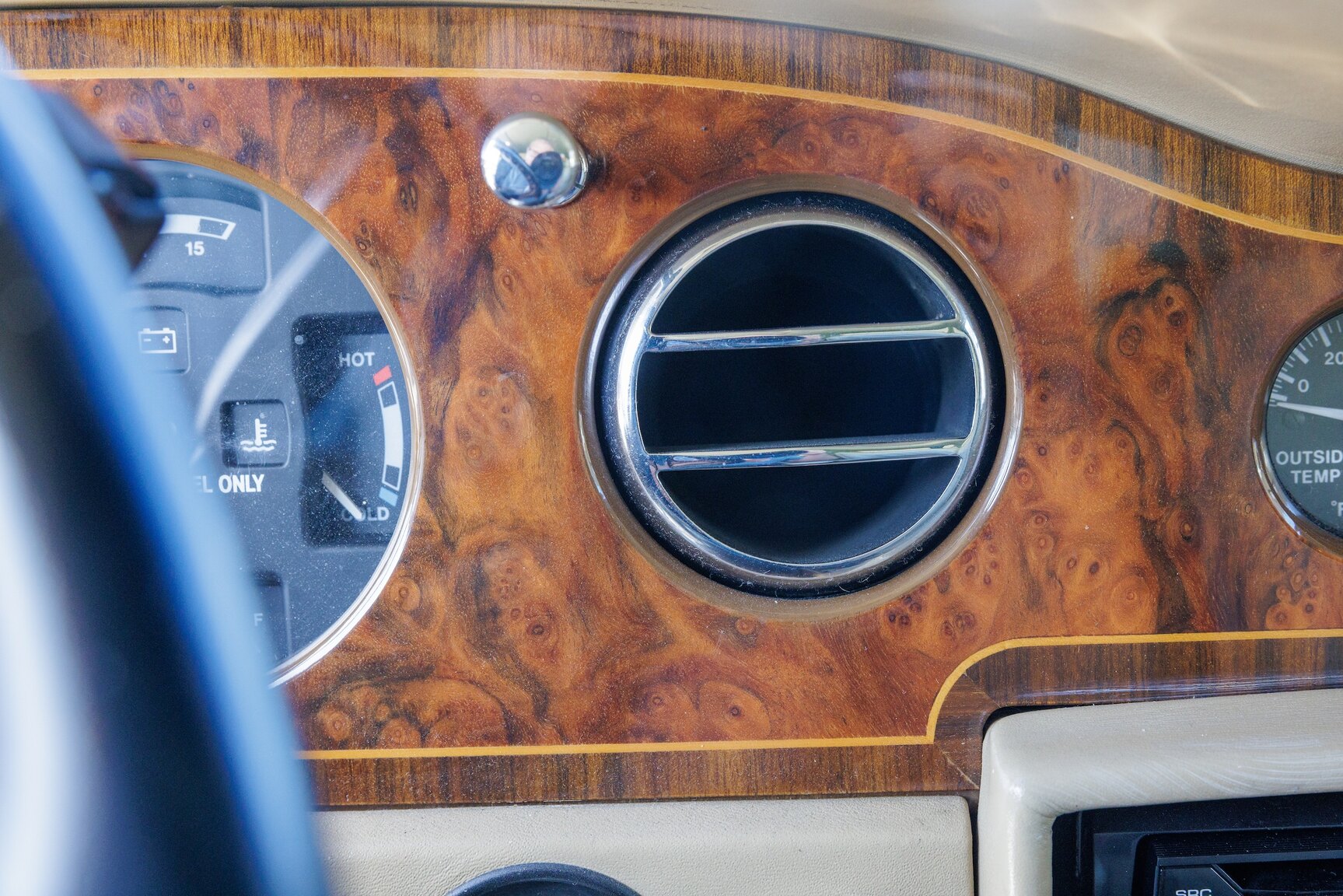 Innenraumfoto von 1991 Rolls Royce Silver Spur LWB
