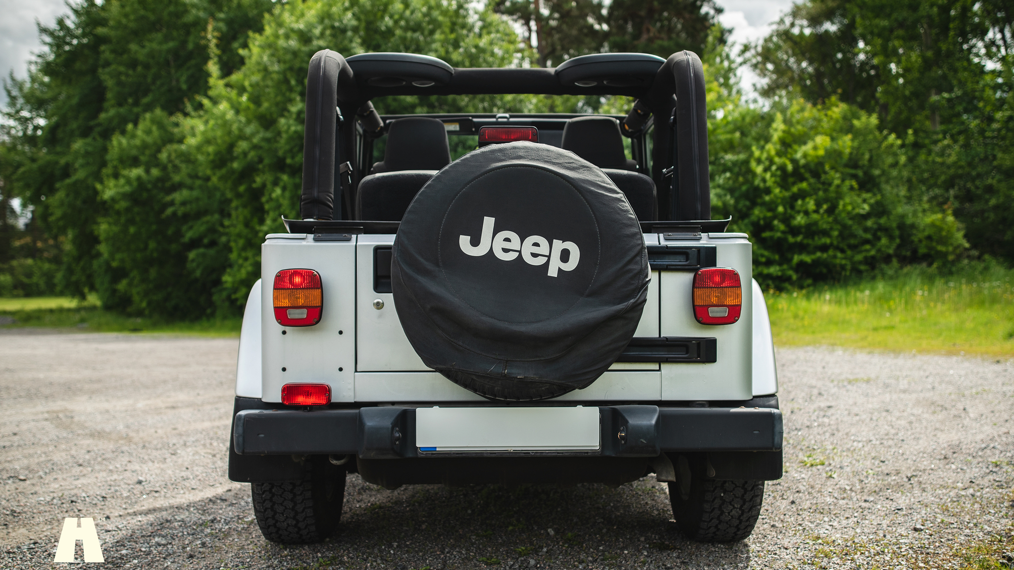 Exterior image of 2006 Jeep Wrangler 4.0L Sahara 
