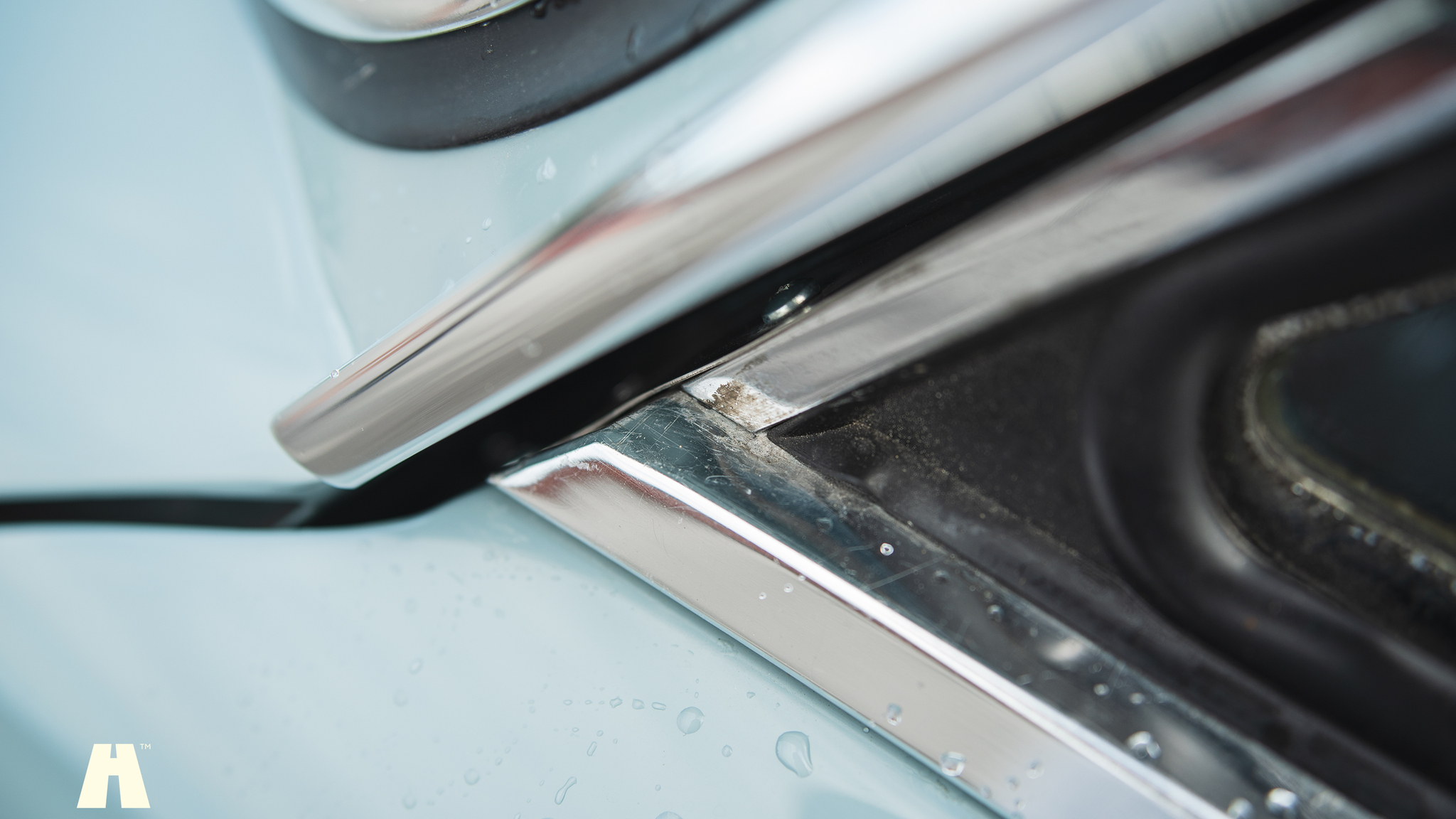 Exterior image of 1966 Volvo P1800 S (66)