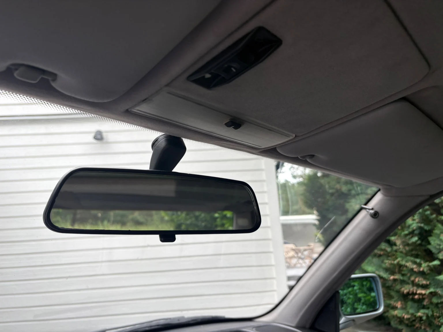 Interior image of 1988 BMW 730iA (57)