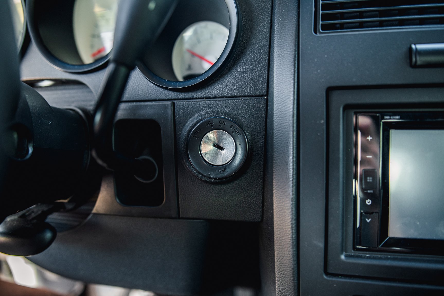 Interior image of 2007 Dodge Charger 5.7 V8 HEMI 
