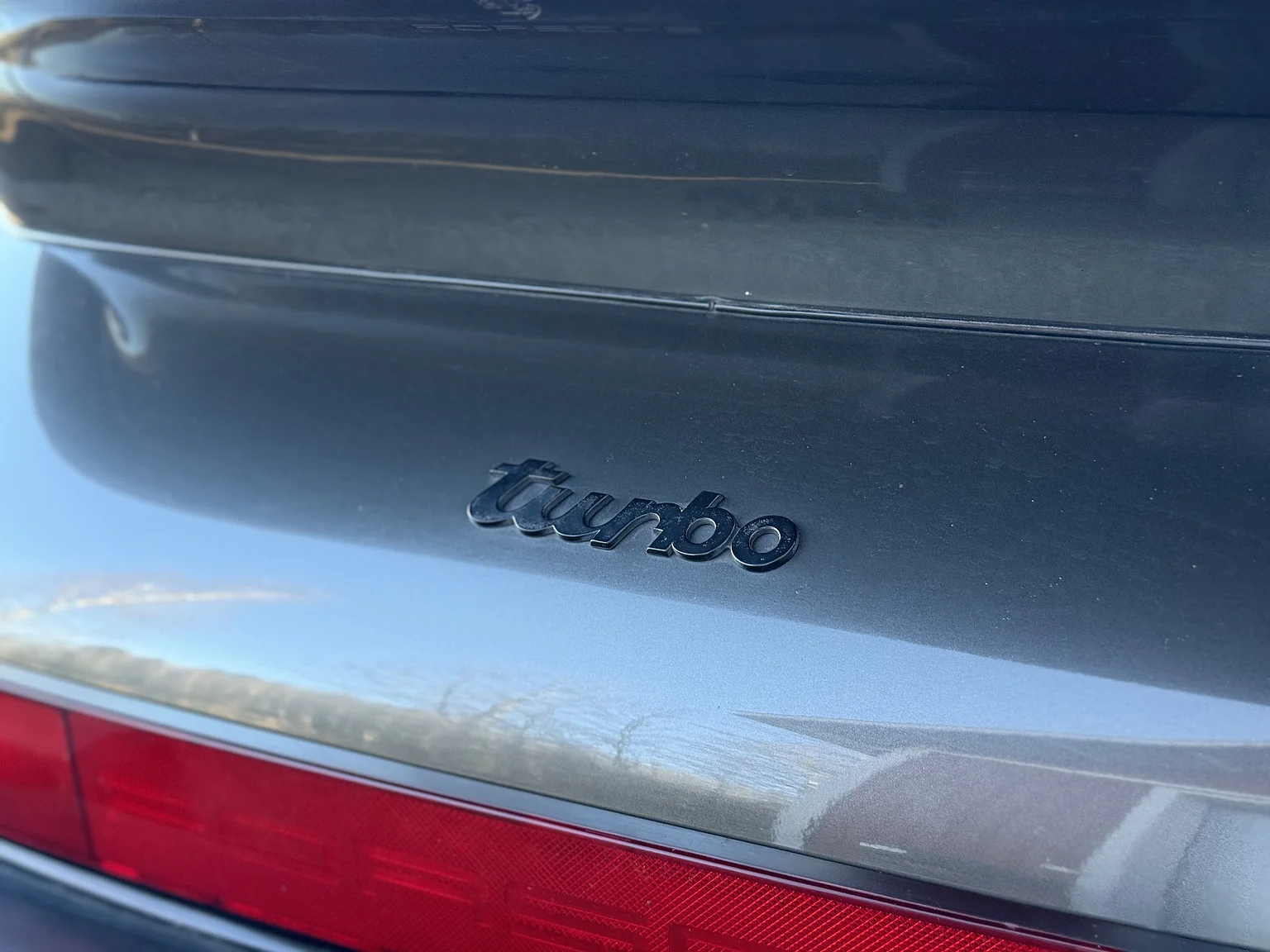 Aussenfoto 1989 Porsche 911 / 930 3.3 Turbo 5-speed (24)