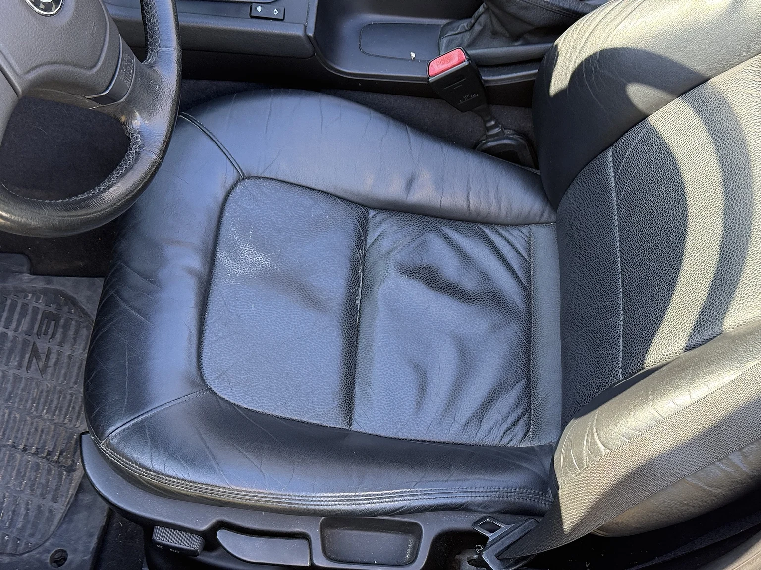 Innenraumfoto von 1996 BMW Z3 1.8 (4)