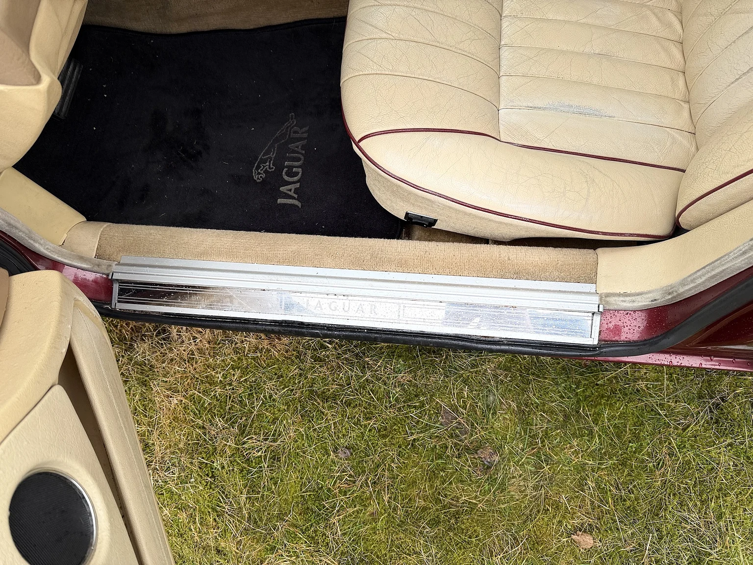 Innenraumfoto von 1991 Jaguar XJ40 Sovereign (4)