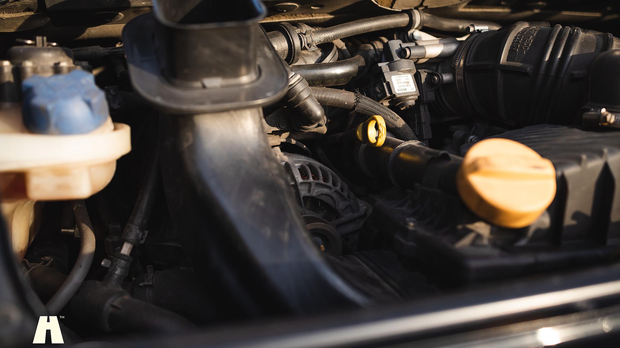 Image of 1998 Porsche 996 Carrera 2 “Clubsport” mechanics