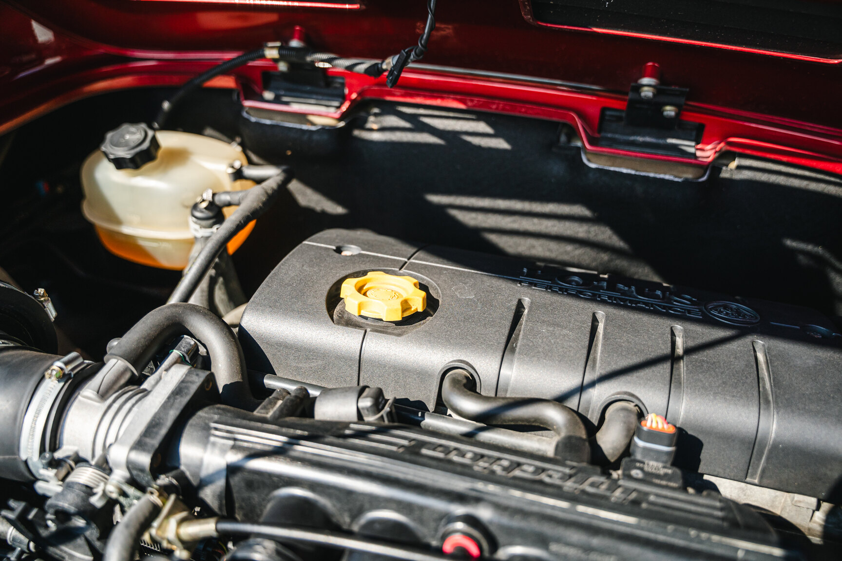 Image of 2001 Lotus Elise 111 mechanics