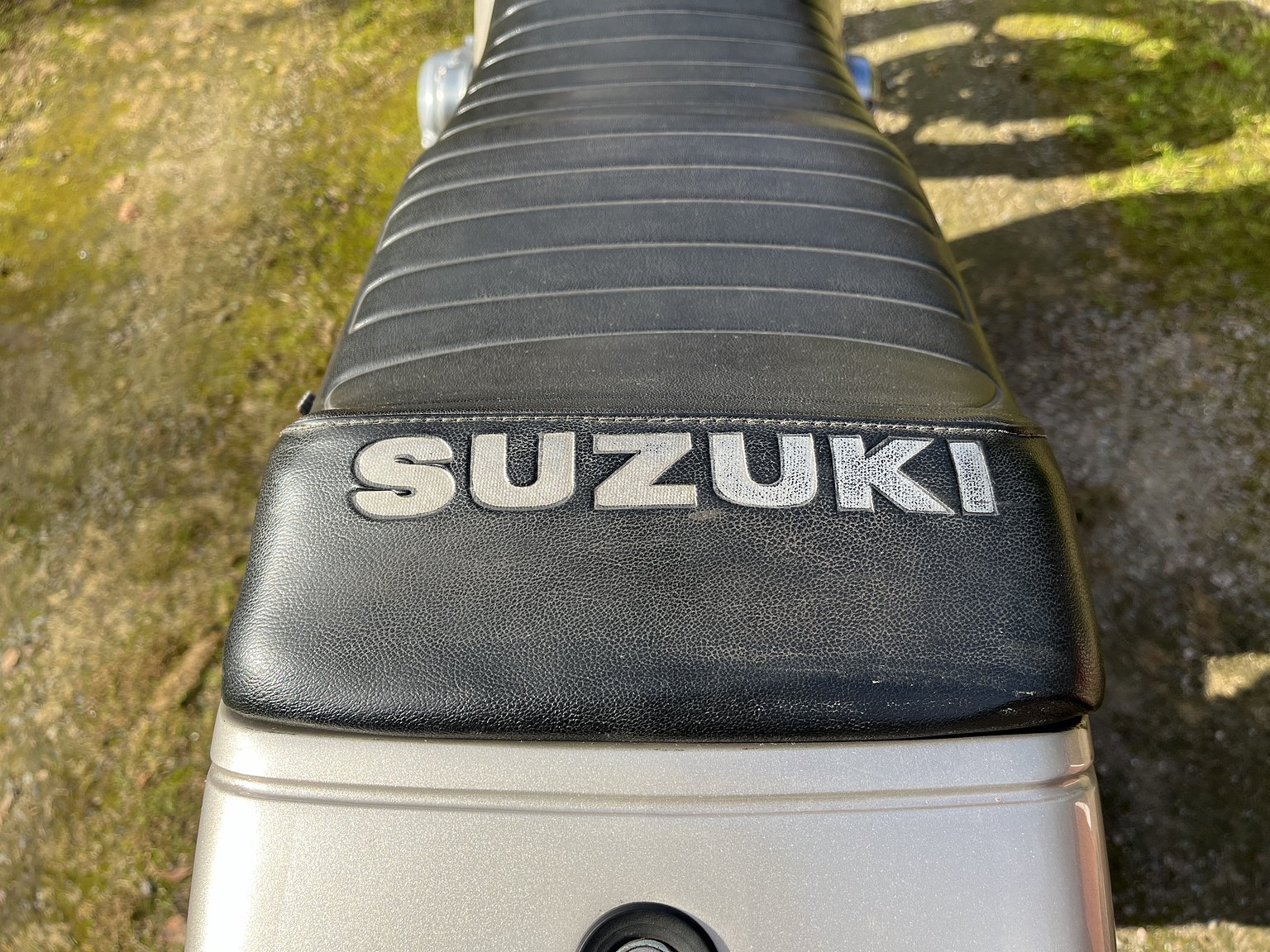Exteriörbild på 1982 Suzuki GSX1100 - NO RESERVE