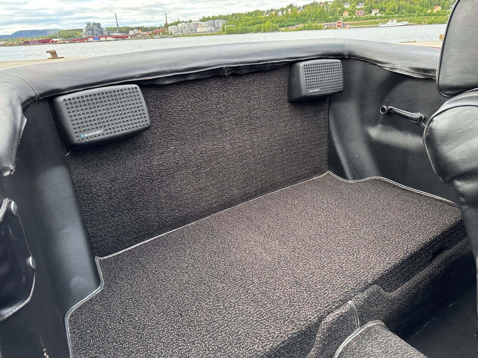 Interiörbild 1975 Mercedes-Benz 280 SL