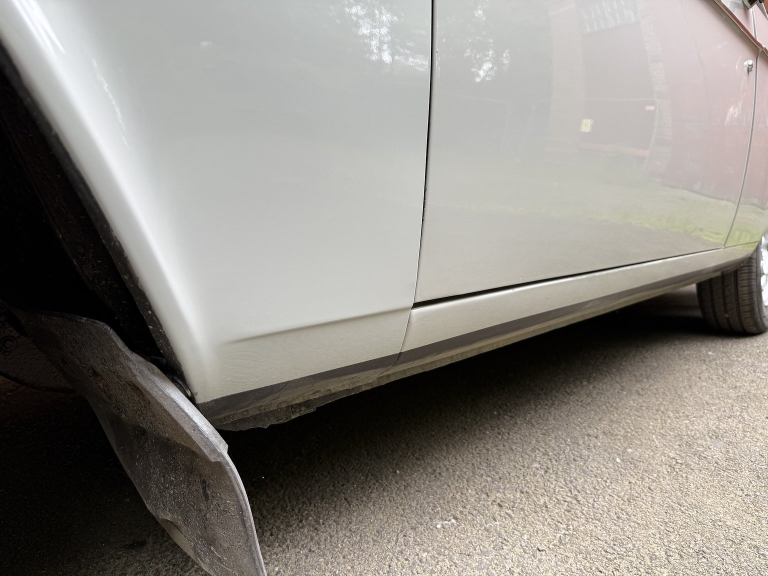 Exterior image of 1970 Volvo 142 Automatic