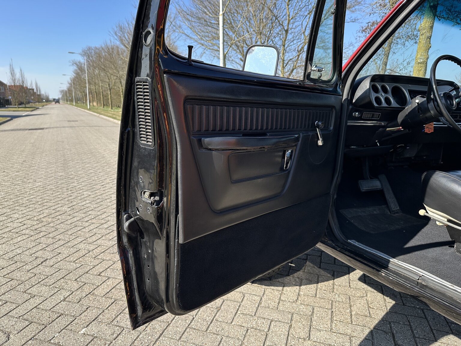 Interior image of 1979 Dodge Power Wagon Macho
