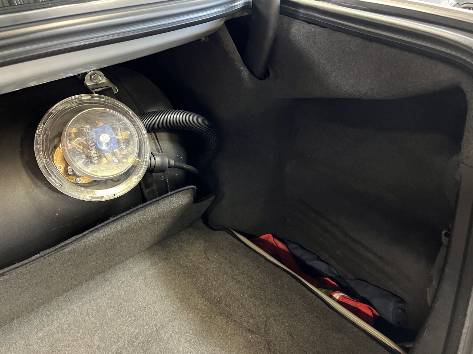 Interior image of 1998 Mercedes-Benz E55 AMG