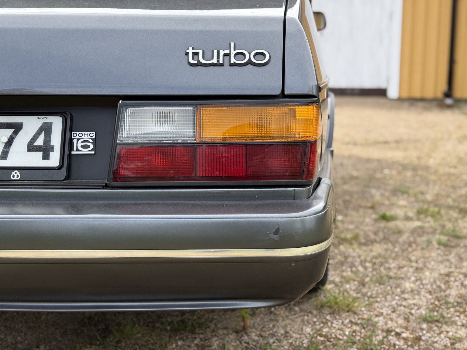 Exterior image of 1987 SAAB 900 Cabriolet 2.0 Turbo T16
