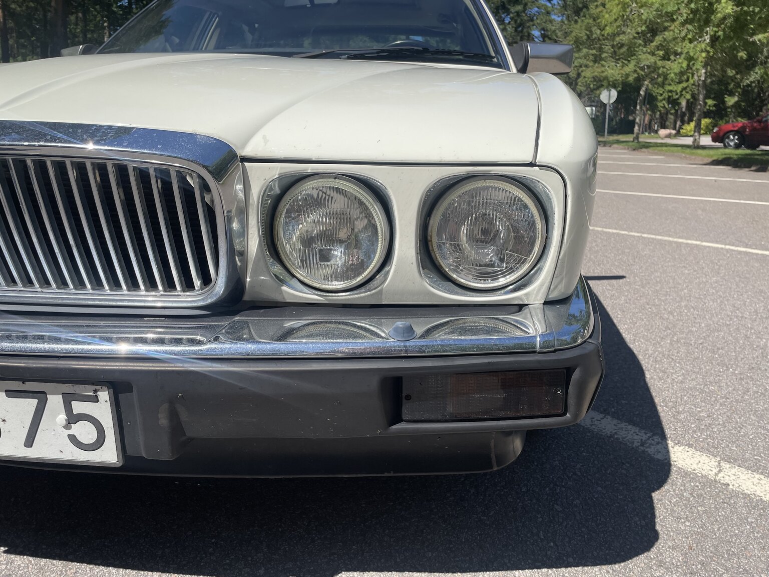 Exteriörbild på 1988 Jaguar XJ6 Sovereign
