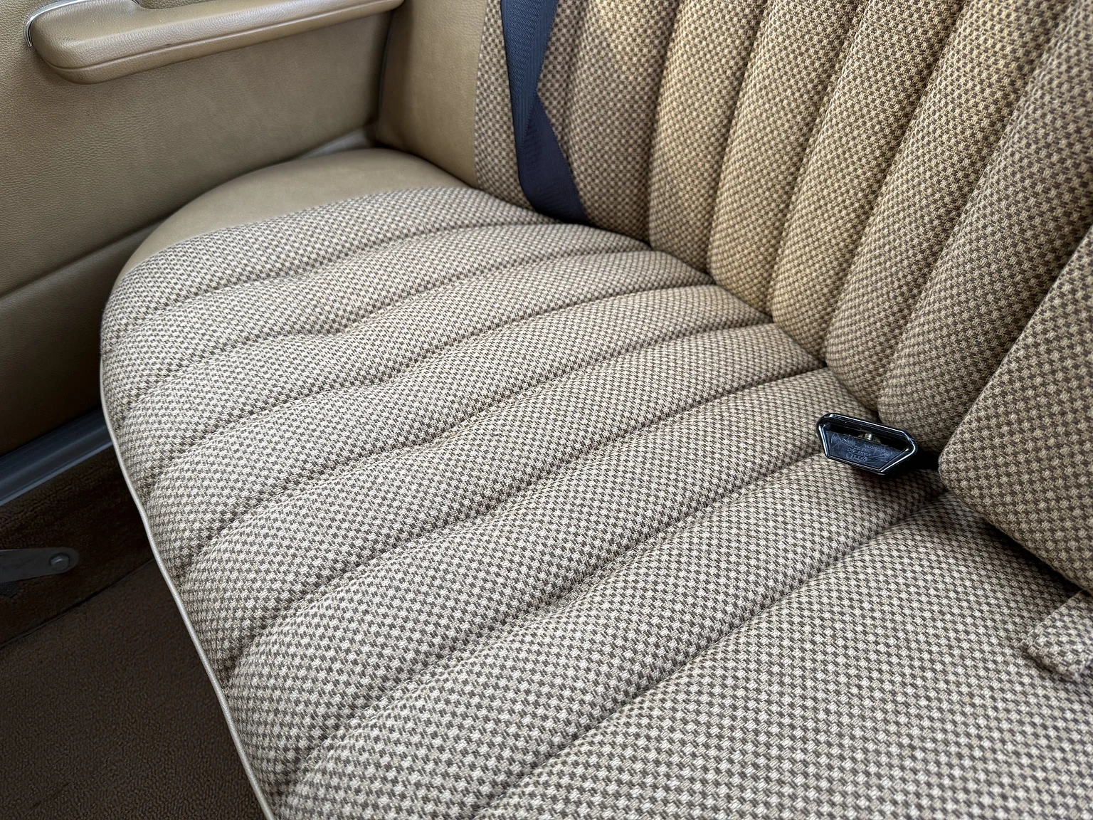 Interiörbild 1974 Mercedes-Benz 230 Automatic (55)