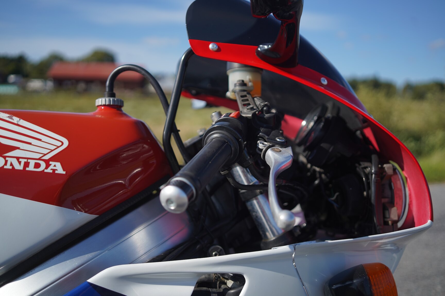 Exterior image of 1992 Honda VFR400R NC30