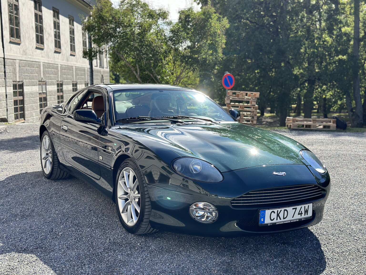 Exterior image of 2003 Aston Martin DB7