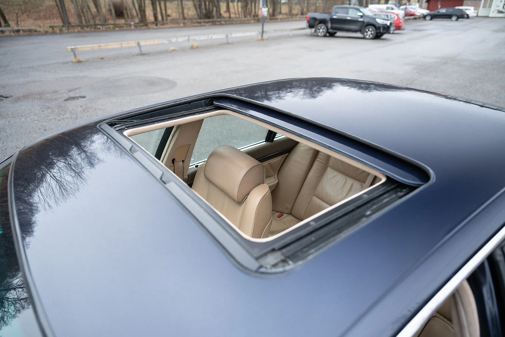 Interior image of 1996 BMW 740 iA - NO RESERVE (18)