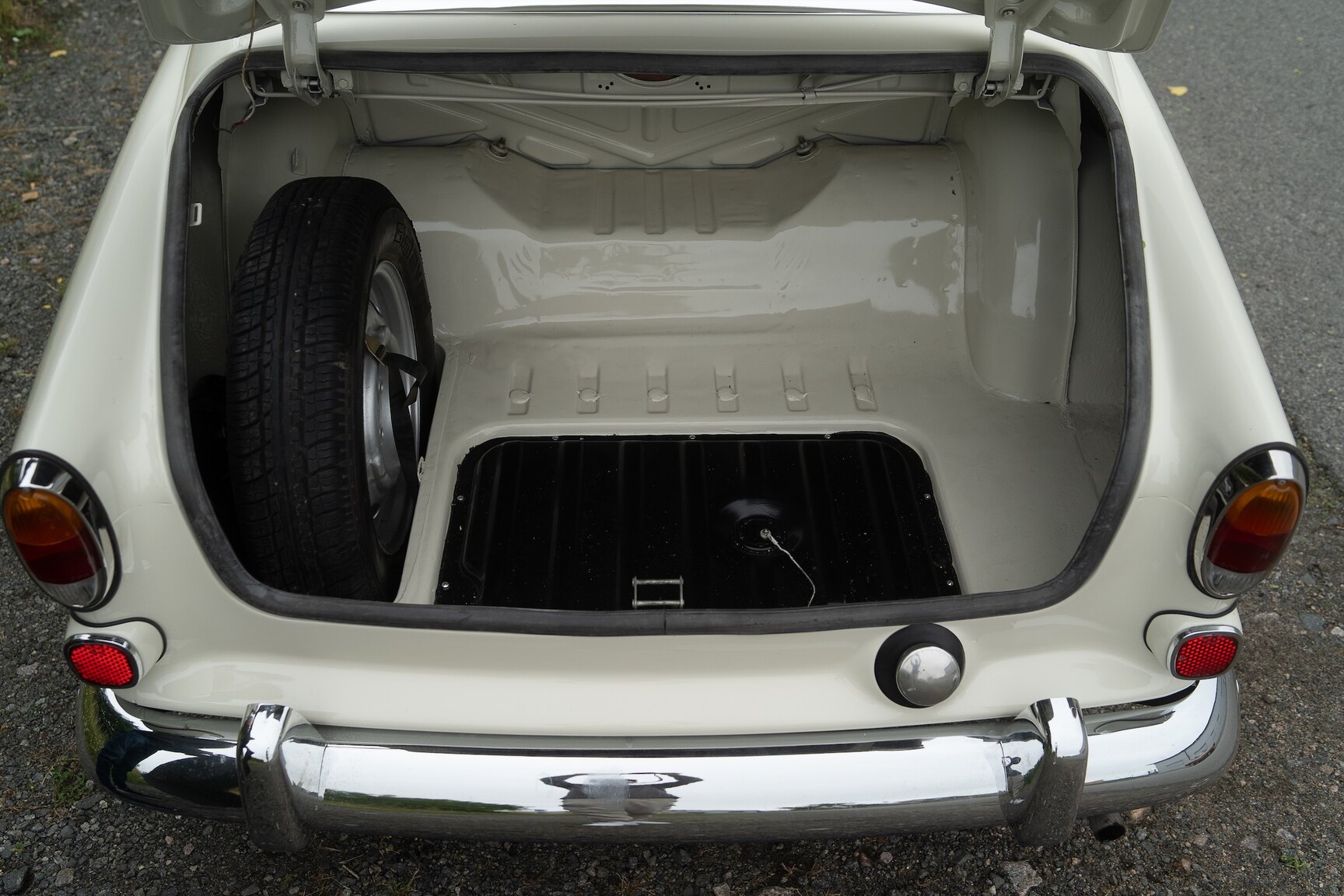 Interior image of 1966 Volvo Amazon 122 S P130 1.8