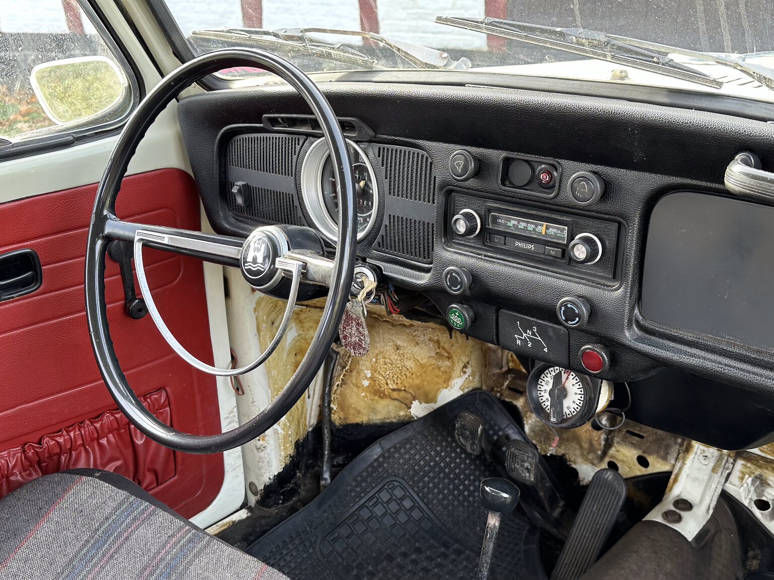 Interior image of 1971 Volkswagen Beetle 1302 S