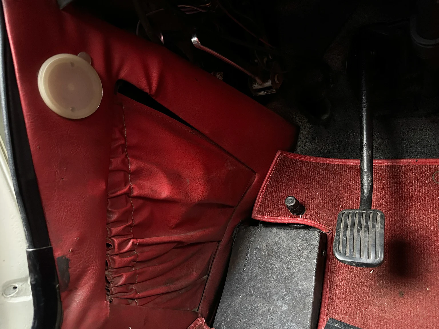 Innenraumfoto von 1964 Volvo P 1800S (58)