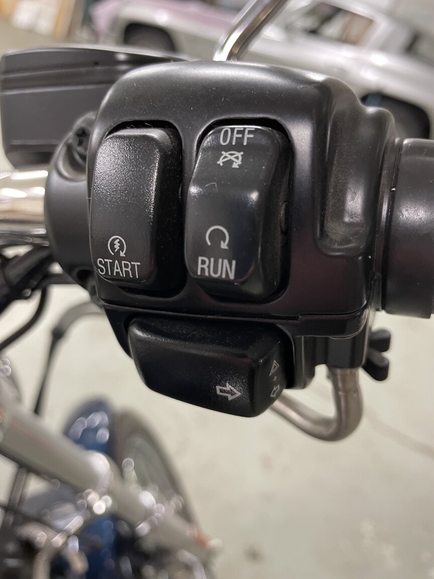 Exterior image of 2003 Harley-Davidson FXD Dyna Super Glide 1.4